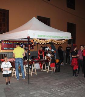 Éxito de asistencia en la celebración del Día de las Ánimas. · foto 2
