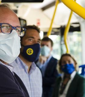 Las Palmas de Gran Canaria: Guaguas Municipales incorpora 8 vehículos Iveco de 10 metros para renovar las líneas que conectan con los barrios de la ciudad · foto 2