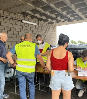 Finaliza el realojo en Santa Úrsula de las personas evacuadas por el incendio · foto 3