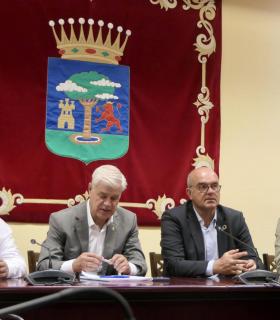El Ministerio de Inclusión prevé la construcción de un centro de primeras llegadas en la isla de El Hierro · foto 4