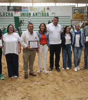Éxito de la Luchada Benéfica Unión Antigua vs Saladar Jandía · foto 9