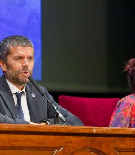 GARCÍA: "EL PROGRAMA PARA PERSONAS MAYORES NOS UNE COMO INSTITUCIÓN Y HACE QUE NOS SINTAMOS COMO NOSOTROS MISMOS" · foto 1