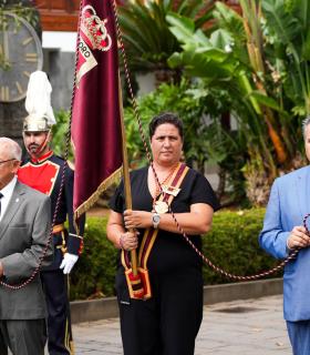 Miles de personas arropan al Cristo de Tacoronte en su día grande · foto 1