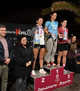 La XII San Silvestre solidaria e inclusiva reúne a más de 1.200 personas en una gran fiesta del deporte en Candelaria · foto 2