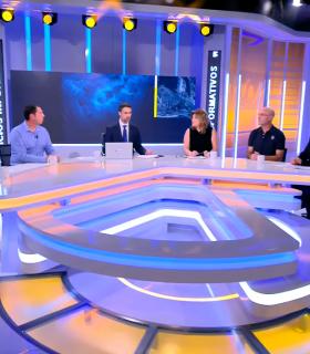 TVC "censura" las preguntas "incómodas" en el debate  ‘¿Qué ocurre con el Teide?’ · foto 3