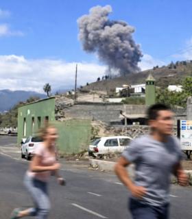 TVC "censura" las preguntas "incómodas" en el debate  ‘¿Qué ocurre con el Teide?’ · foto 2