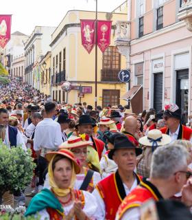 La Orotava convoca el concurso del cartel anunciador de sus fiestas patronales · foto 1
