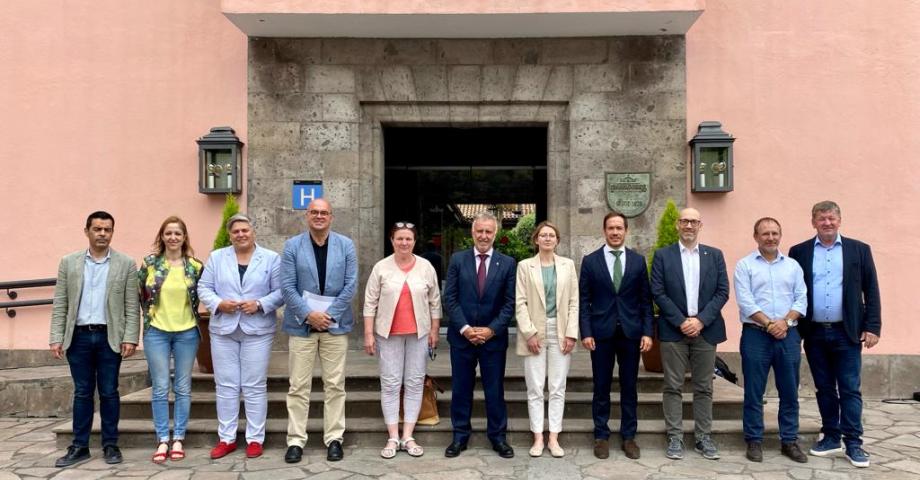 Zapata: El apoyo de Europa será clave para el plan de recuperación de La Palma. Los necesitamos cerca