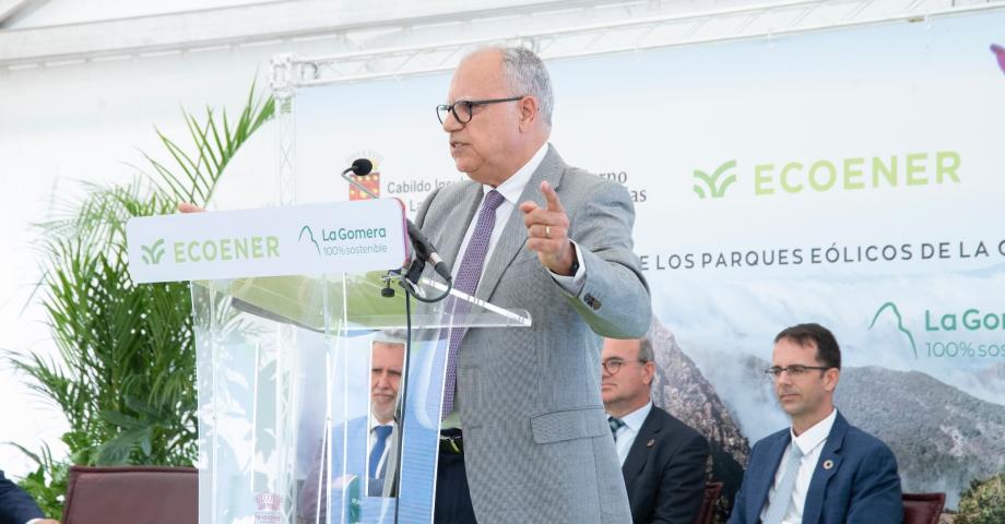 Curbelo: La Gomera será referente en generación de energías limpias 