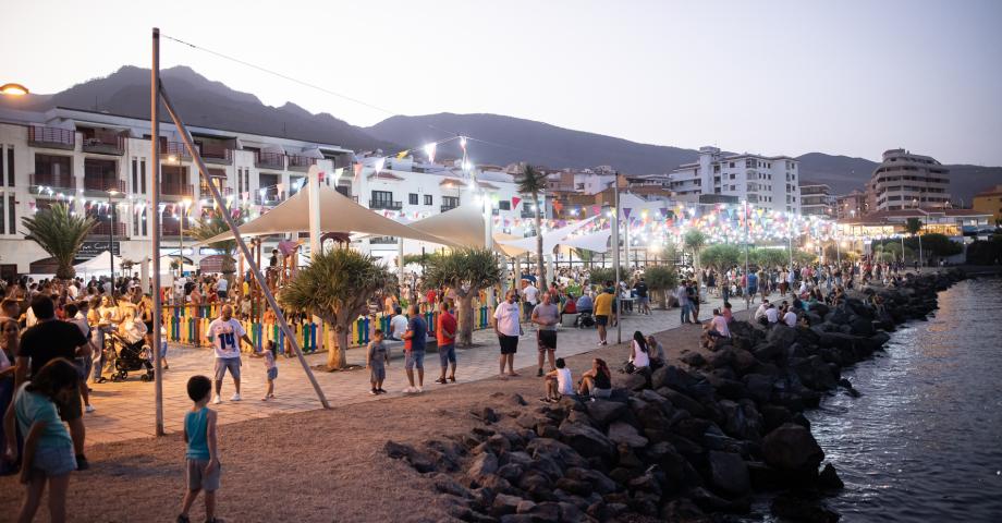 Candelaria: La Noche en el muelle con Tapas y Vinos regresa por todo lo alto