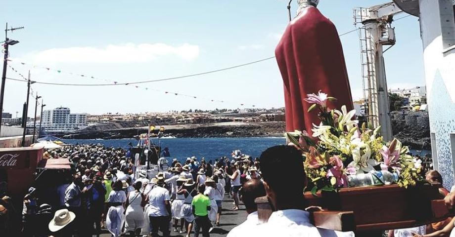 Los Abrigos vuelve a celebrar su romería barquera este domingo en honor a San Blasito