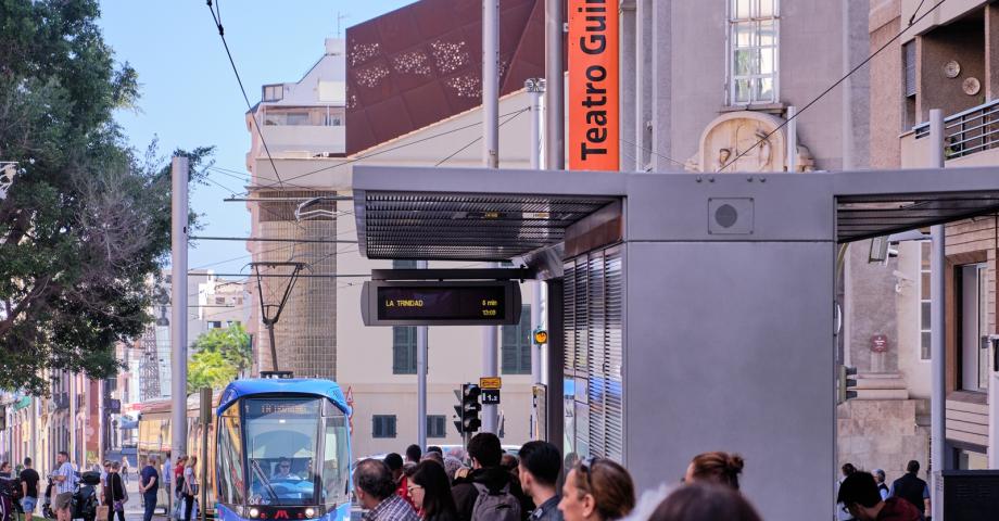 El Tranvía estará operativo todo el fin de semana de ‘Plenilunio Santa Cruz’