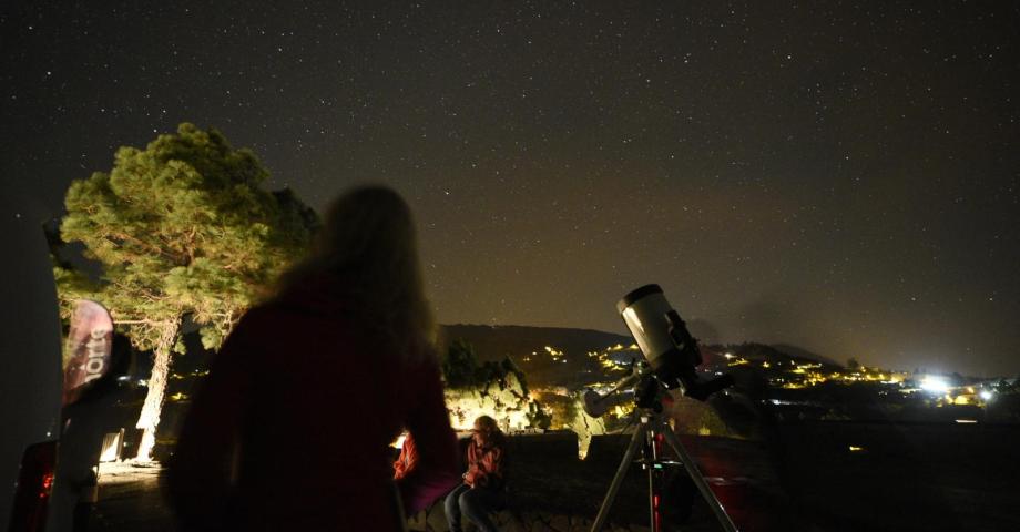 El Cabildo de La Palma realiza una nueva edición de ‘Apaga la luz y enciende las estrellas’ para poner en valor el cielo estrellado