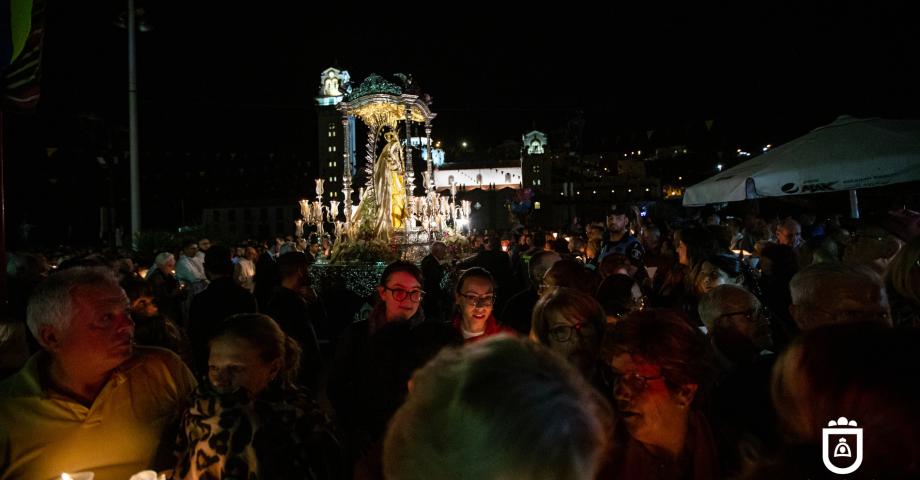 Las luces de las candelas guiarán todos los caminos hasta la casa de la Patrona de Canarias