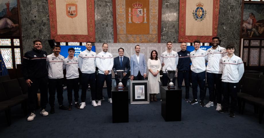 El Cabildo reconoce al CD Cisneros Alter, campeón de la Copa del Príncipe de voleibol