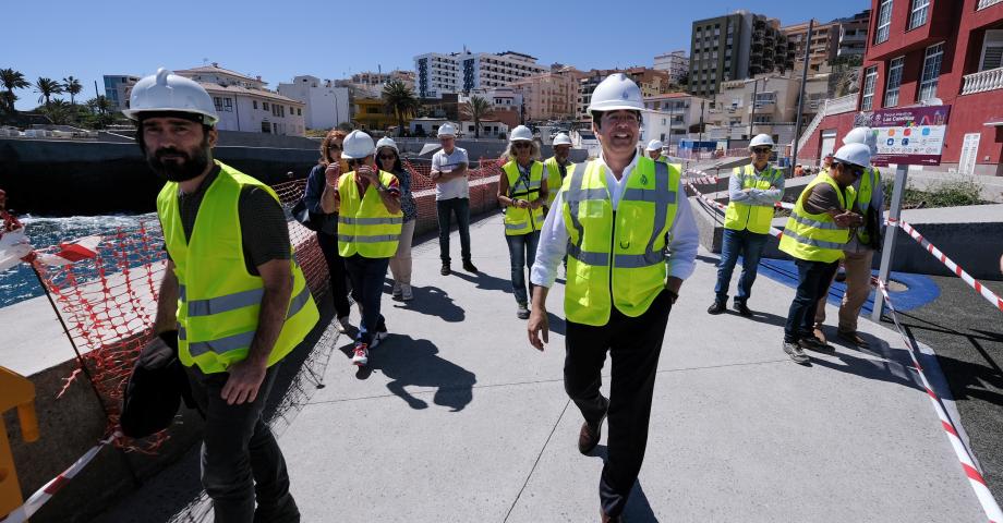 La reforma del paseo de Las Caletillas, en Candelaria, estará terminada este verano 