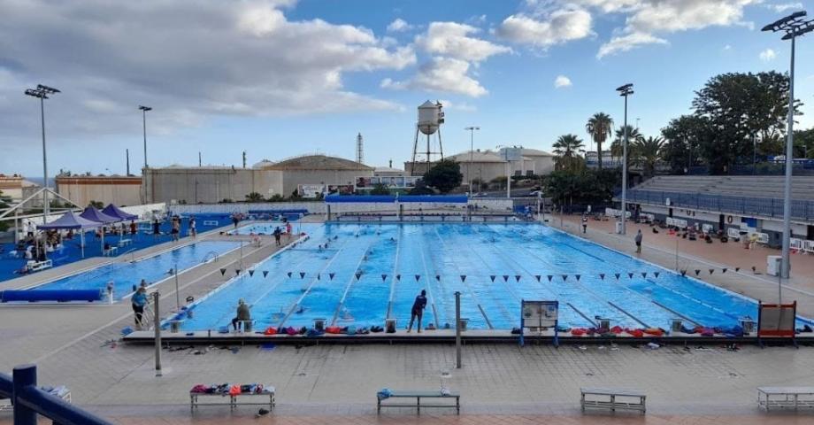 La piscina Acidalio Lorenzo abrirá también los días festivos de Semana Santa