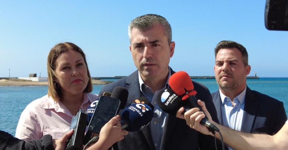 Manuel Domínguez (PP) sostiene que la política en materia de inmigración "debe tener en Canarias el eje central de sus actuaciones“