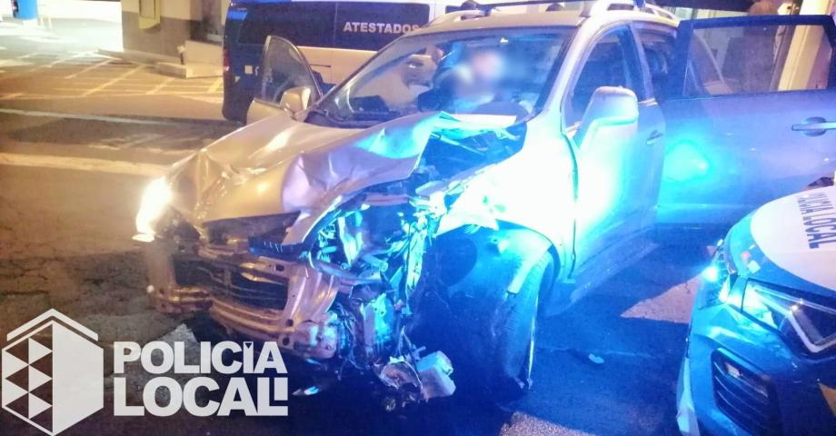 Detenidos tres jóvenes por robar en el interior de coches junto al Parque Marítimo