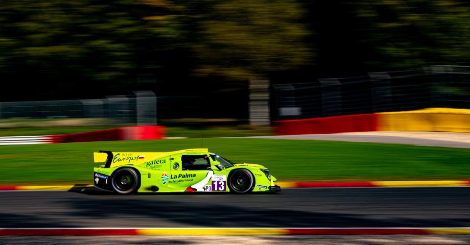 Gran ritmo y velocidad de Santi Concepción en el circuito de Spa Francorchamps en Bélgica