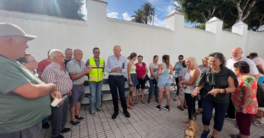 Santa Úrsula realoja a los vecinos y las vecinas afectados por el incendio