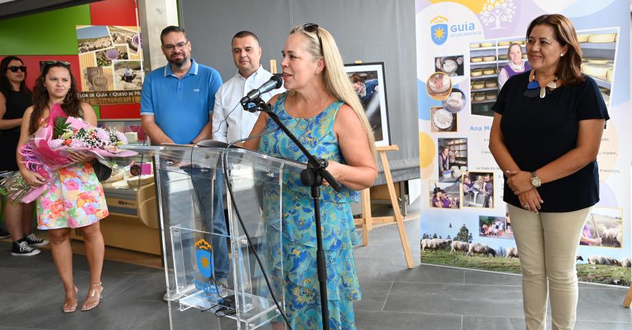 Guía celebra el Día Internacional de las Mujeres Rurales con un homenaje a la ganadera y artesana quesera Ana María Vega Gil, del Cortijo de Pavón