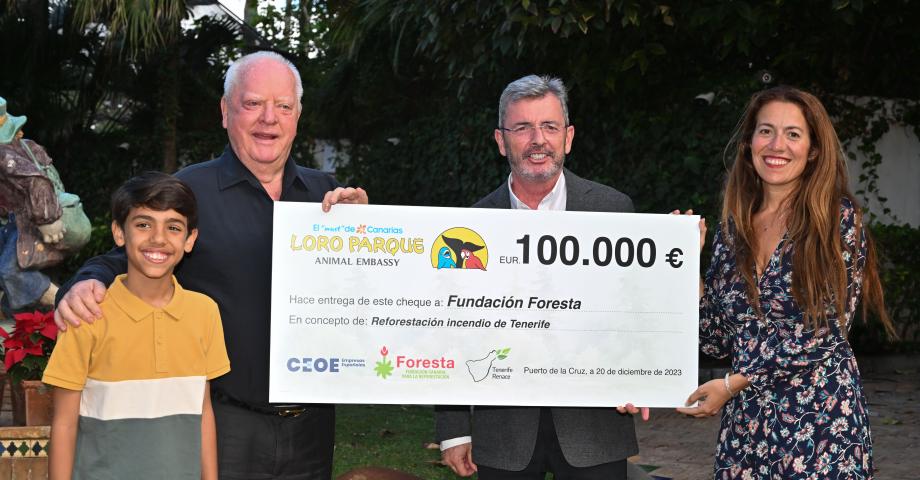 Loro Parque dona 100.000 euros para regenerar los montes incendiados en Tenerife