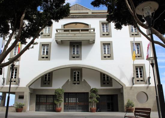 El pleno municipal aprueba el presupuesto general 2023 que asciende a 56.165.000 euros