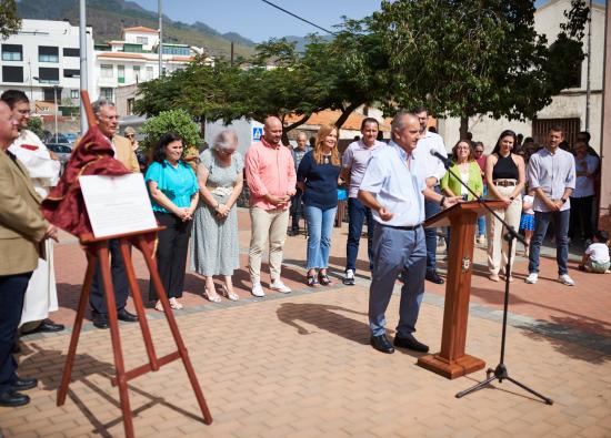 Rotulaci&oacute;n Plazoleta Heraclia Castro Castro