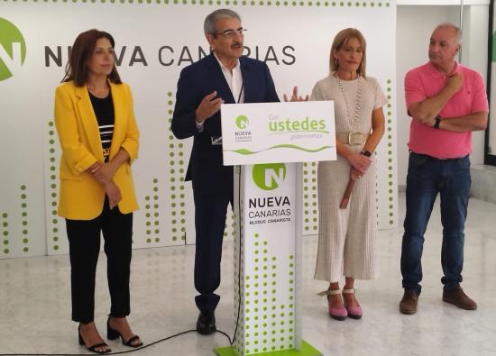 Rodríguez descarta ser candidato el 23J y confirma el inicio de conversaciones con CC y otros partidos de obediencia canaria