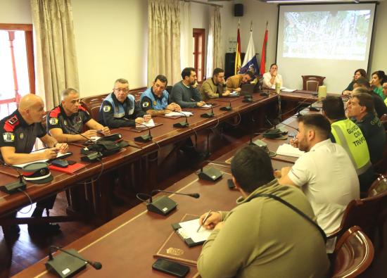 El Ayuntamiento de Tacoronte coordina las labores de seguridad de la XXXIII Media Maratón de la ciudad