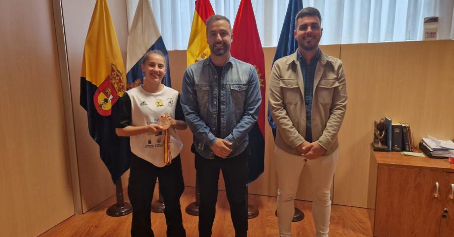 El gobierno de Telde recibe a Zuleima Falcón, bronce en el campeonato de España de judo