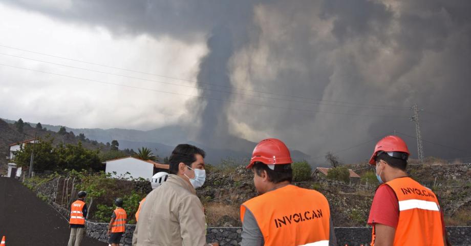 Pedro Martín insta a que se cumpla el acuerdo para que Tenerife acoja el Centro Nacional de Vulcanología