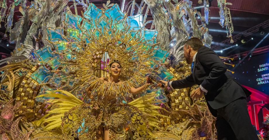 Corina Mrazek González, nueva Reina del Carnaval de Santa Cruz de Tenerife 2024