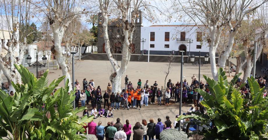 Tacoronte manifiesta su compromiso con la igualdad en el Día Internacional de la Mujer