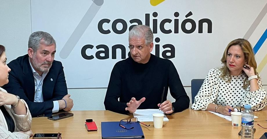 Linares condena los escraches al presidente del Gobierno de Canarias y exige el rechazo de todos los partidos