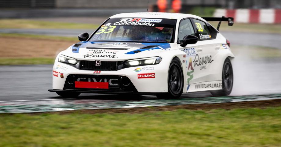 Santi Concepción Jr. comienza con fuerza en el circuito de Salzburgring - Austria a pesar de la lluvia