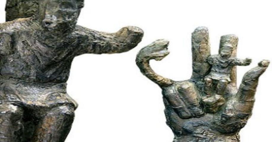 MANO SABAZIA: ¿EL ORIGEN DEL PANTOCRÁTOR?