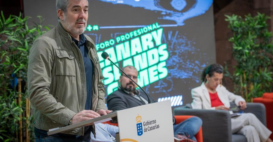 Clavijo destaca el buen momento actual del sector del videojuego y los eSports en Canarias
