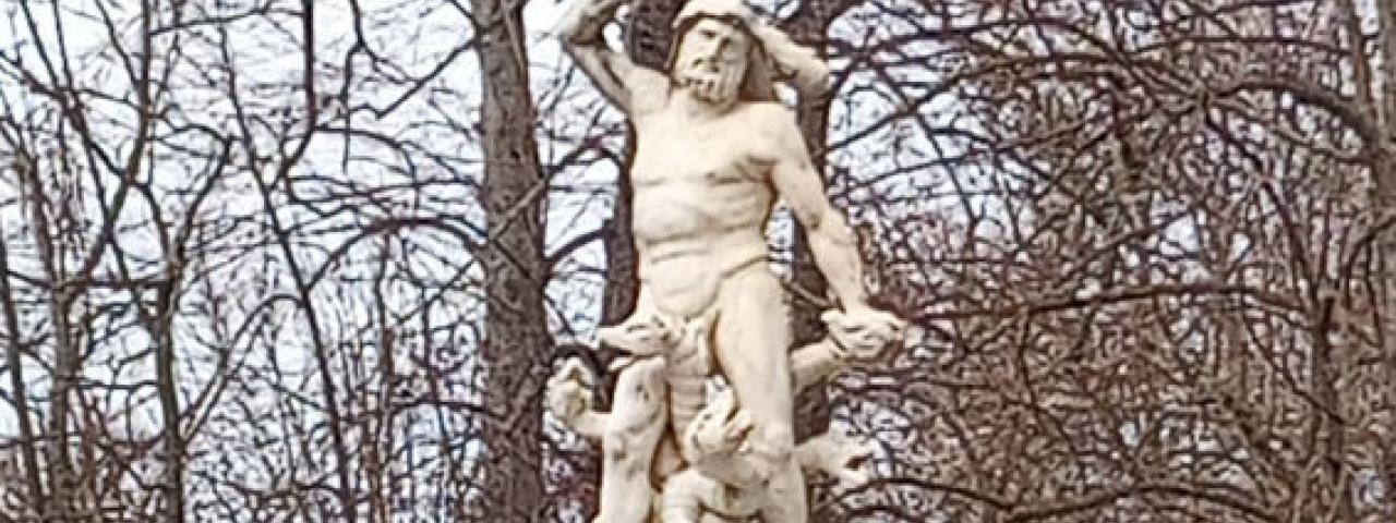 Reconociendo a los mitos...Hércules y la Hidra