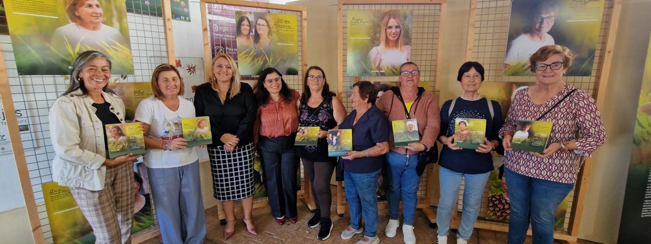 Candelaria presenta su calendario 2025 protagonizado por 16 mujeres rurales