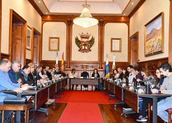 El pleno de La Orotava aprueba una moción institucional para apoyar al sector primario