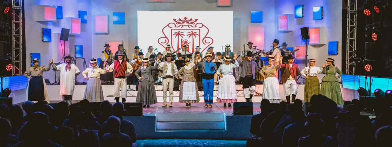 Más de 600 personas participan en la Noche de las Tradiciones de Santa Úrsula