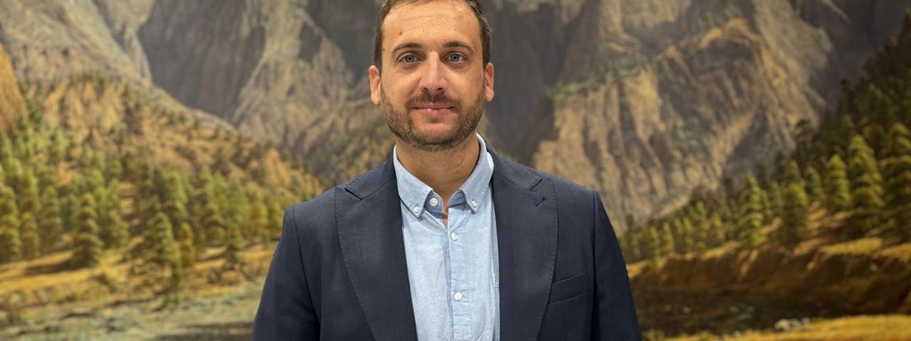 Coalición Canaria bloquea en el Cabildo una propuesta del PP para facilitar el regreso de los canarios residentes en la península