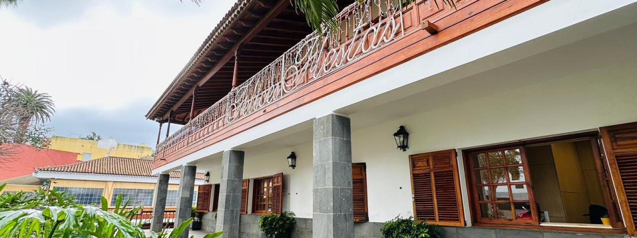 La Plaza del Cristo acoge por primera vez el acto de encendido navideño de Tacoronte