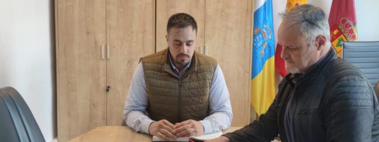 Villa de Mazo refuerza el alumbrado p&uacute;blico con la instalaci&oacute;n de farolas fotovoltaicas