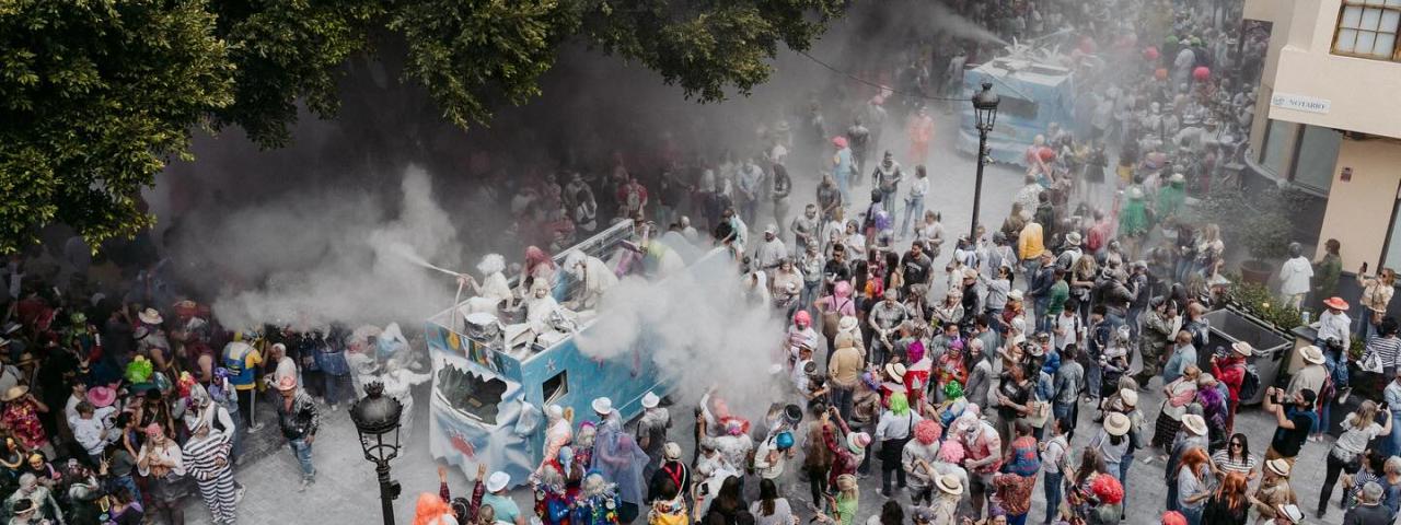 Los Llanos de Aridane se vuelca con uno de sus actos m&aacute;s emblem&aacute;ticos: la Gran Polvacera