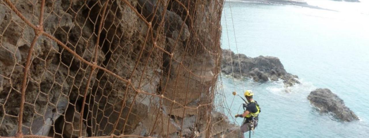La primera fase del proyecto de reparaci&oacute;n de la ladera de Mesa del Mar sale adelante con un presupuesto de 375.000 euros