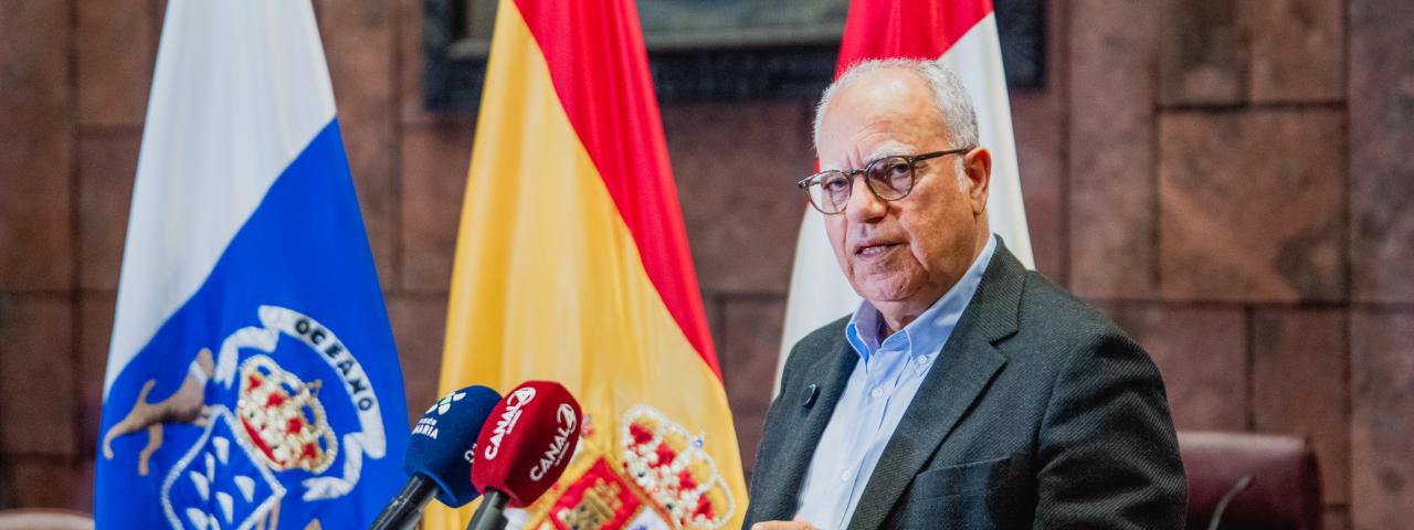 Curbelo pide reforzar la bonificaci&oacute;n al combustible y una respuesta coordinada ante el conflicto en Oriente Medio