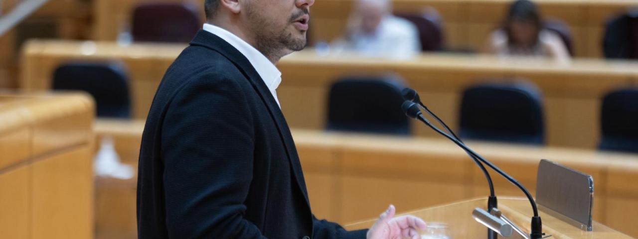 Fabi&aacute;n Chinea (ASG) exige en la Comisi&oacute;n de Autonom&iacute;as del Senado un plan urgente y espec&iacute;fico para frenar la crisis de vivienda en Canarias y Baleares